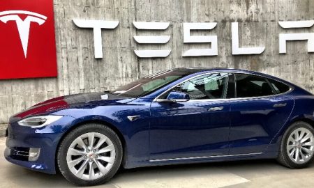 Automóvel de marca Tesla