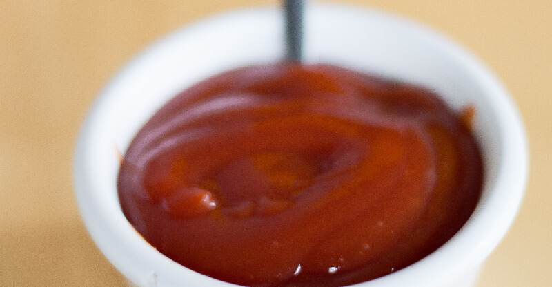 Ketchup numa taça